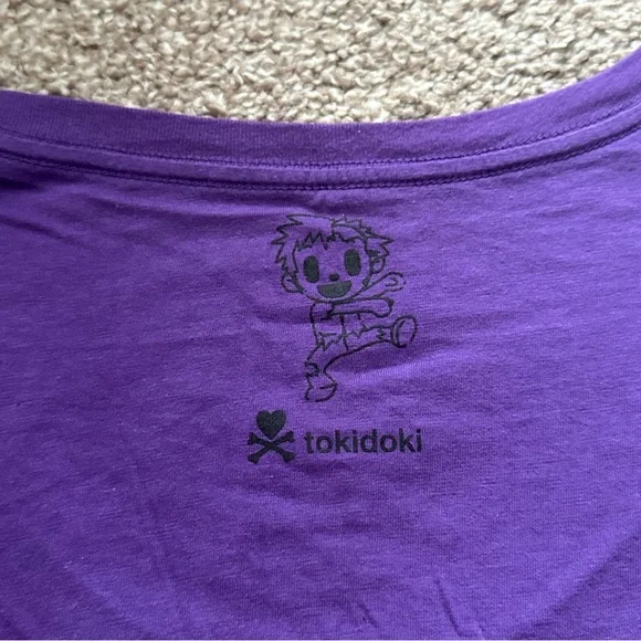 Lot of 4 Spooky Goth Kawaii Ladies T-Shirts by Tokidoki size Large - Picture 9 of 12